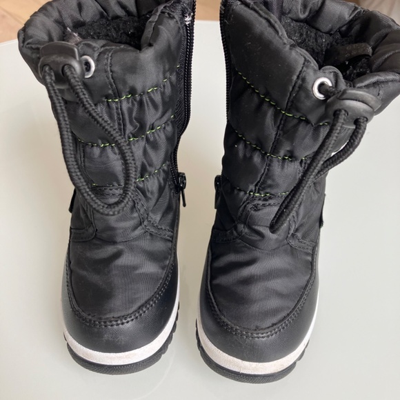 Snowboots size 22 - Picture 2 of 3